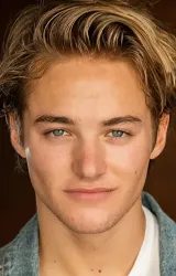 Митчелл Хуг