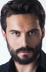 Али Эрсан Дуру