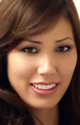 Микаэла Конлин