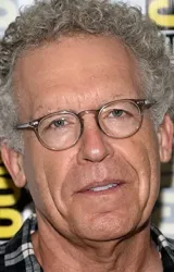 Карлтон Кьюз