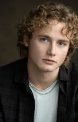 Чарли Генри Ларсен